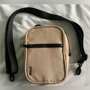 Brixley Bag small crossbody Desert